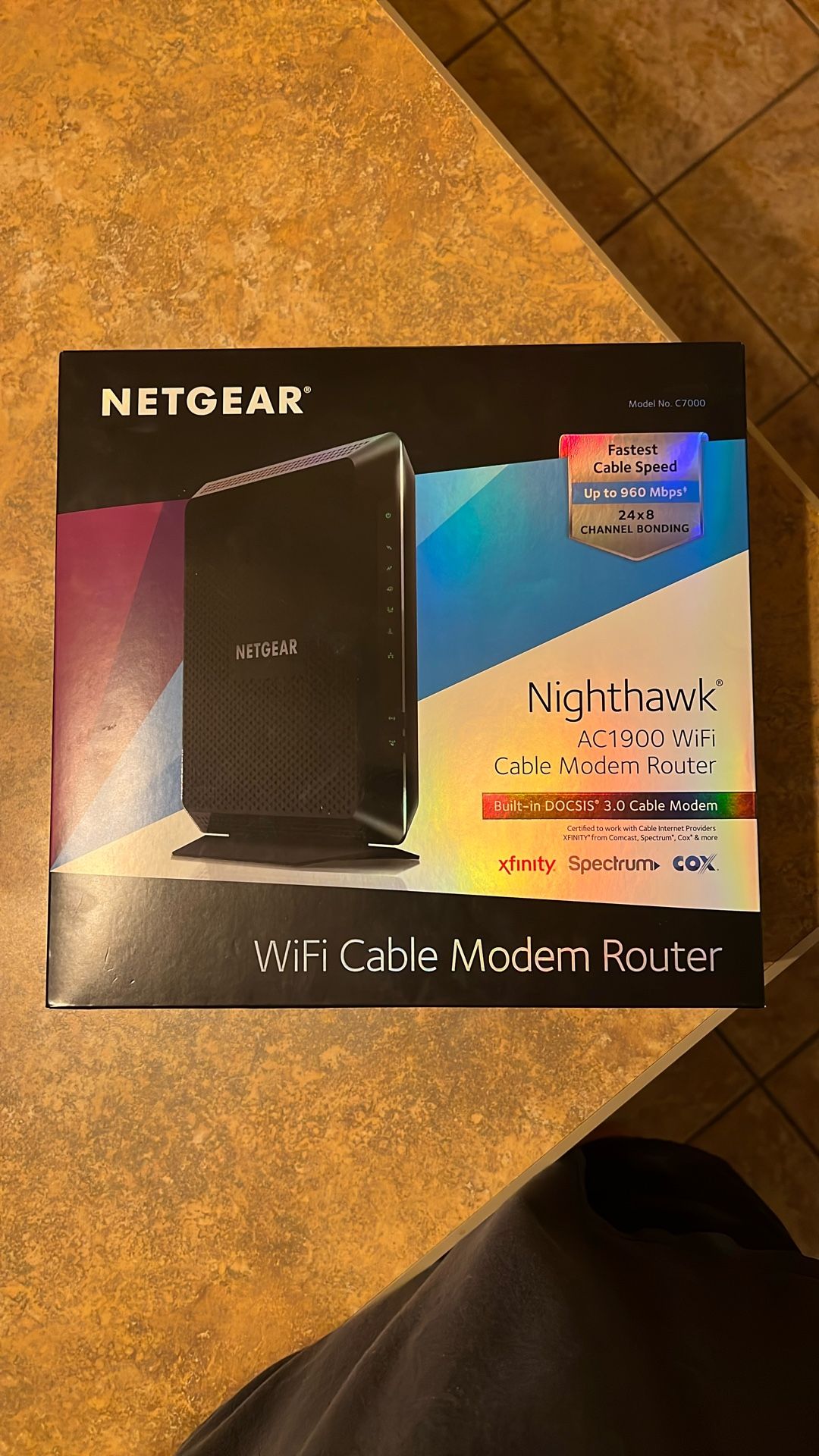 NETGEAR Nighthawk AC1900 WiFi Cable Modem Router