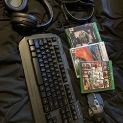 Xbox Games/ Gaming Gear