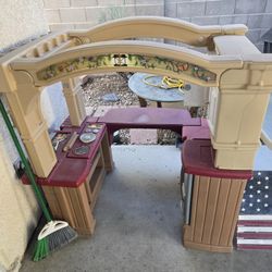 Outdoor Kitchen For Kids