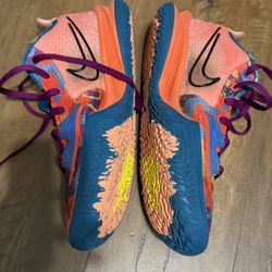 Nike Kyrie Low 4 EP '7 World 1 People' size 11