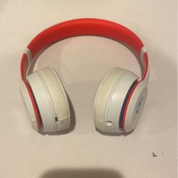Beats Solo 3 (Discontinued Color)