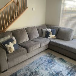 Gary Sectional $250