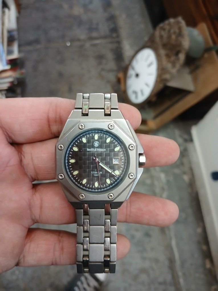 Smith & Wesson Titanium