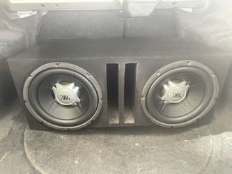 Subwoofer With Amp
