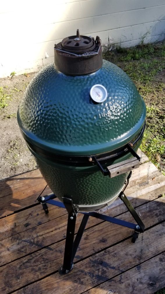 Big Green Egg/Smoker Grill for Sale in Jacksonville, FL OfferUp