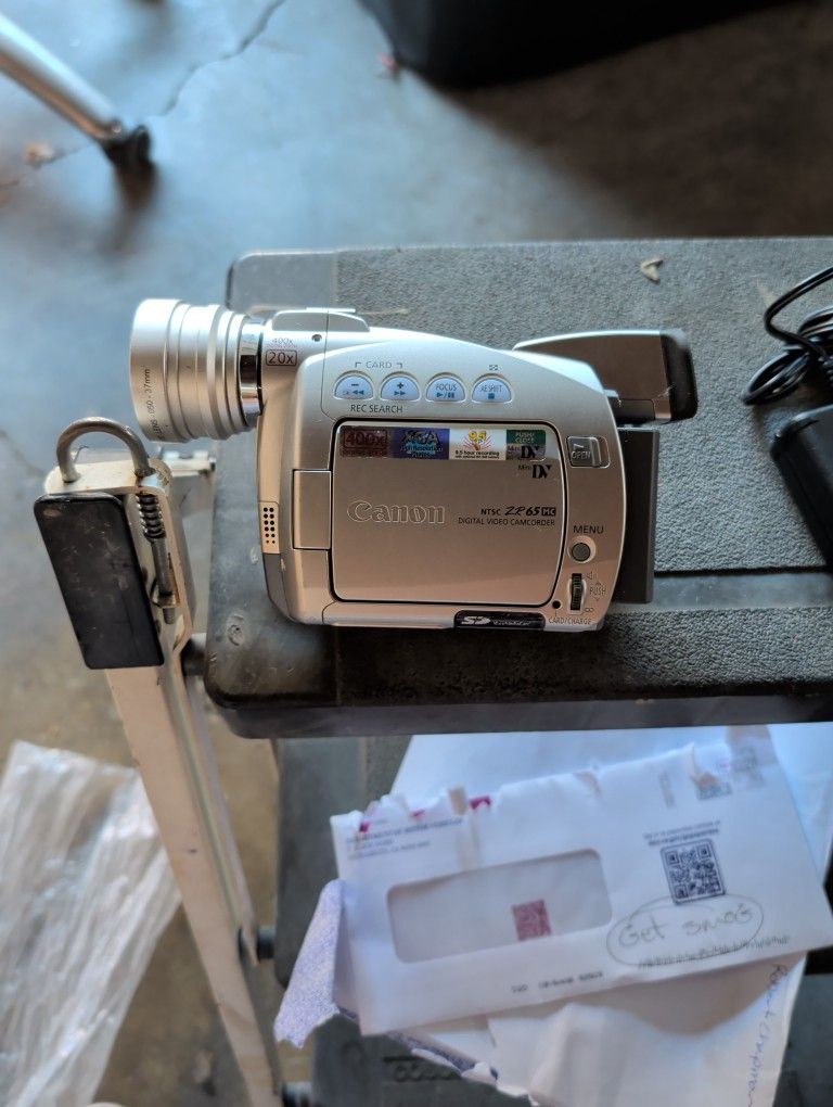 CANON Digital Video Camcorder