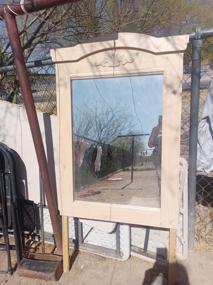 Miror