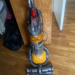 Dyson DC24 Upright Vacuum 