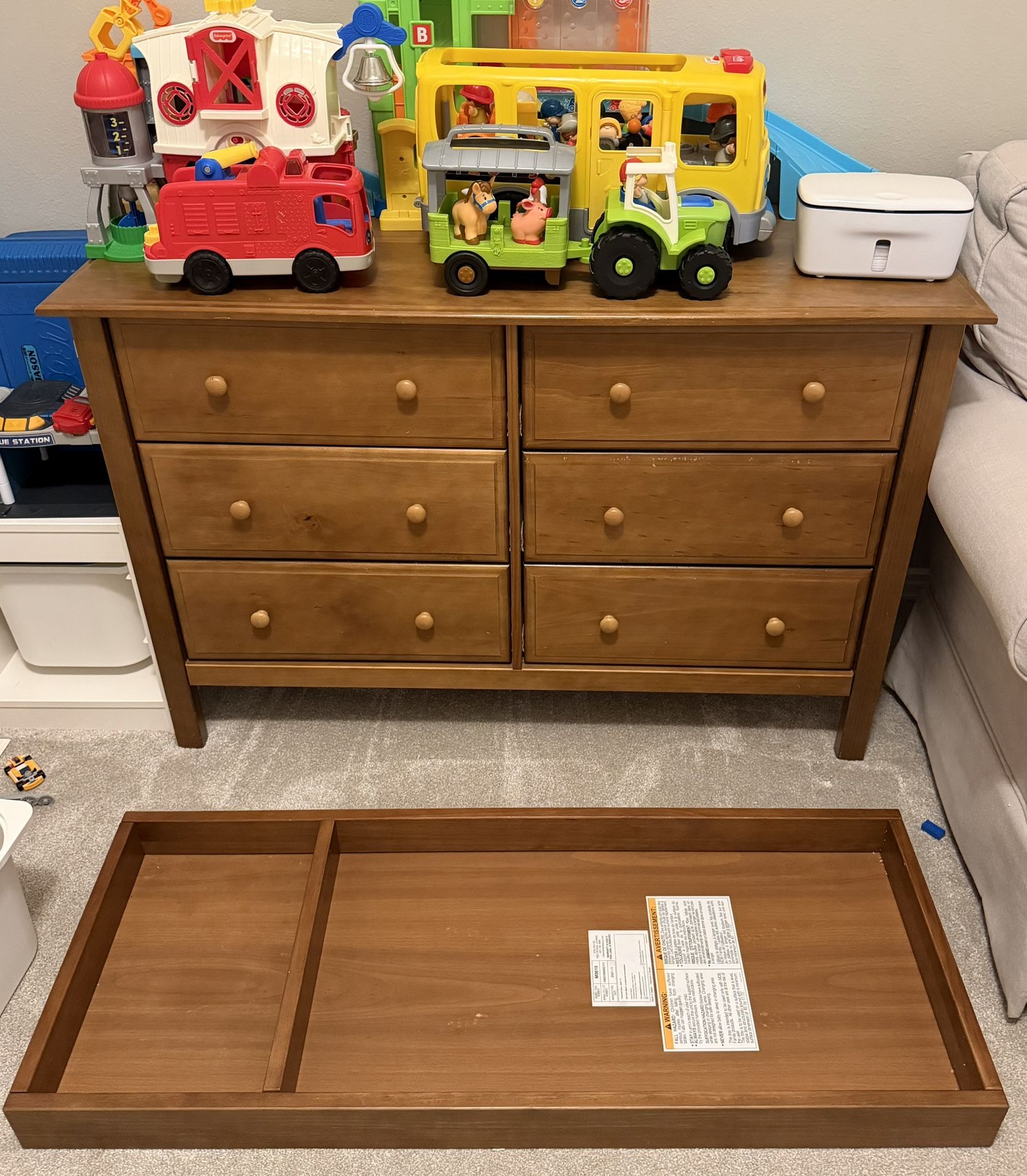 Dresser And Changing Table