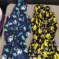 Boys Robe Pokémon & Dino