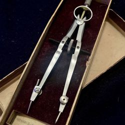 Vintage drafting compass - Maybe 1940s