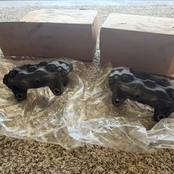 Toyota Tundra Front Brake Calipers