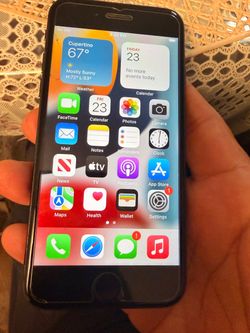 Like new condition.  (Cámara not working Only selfie works).