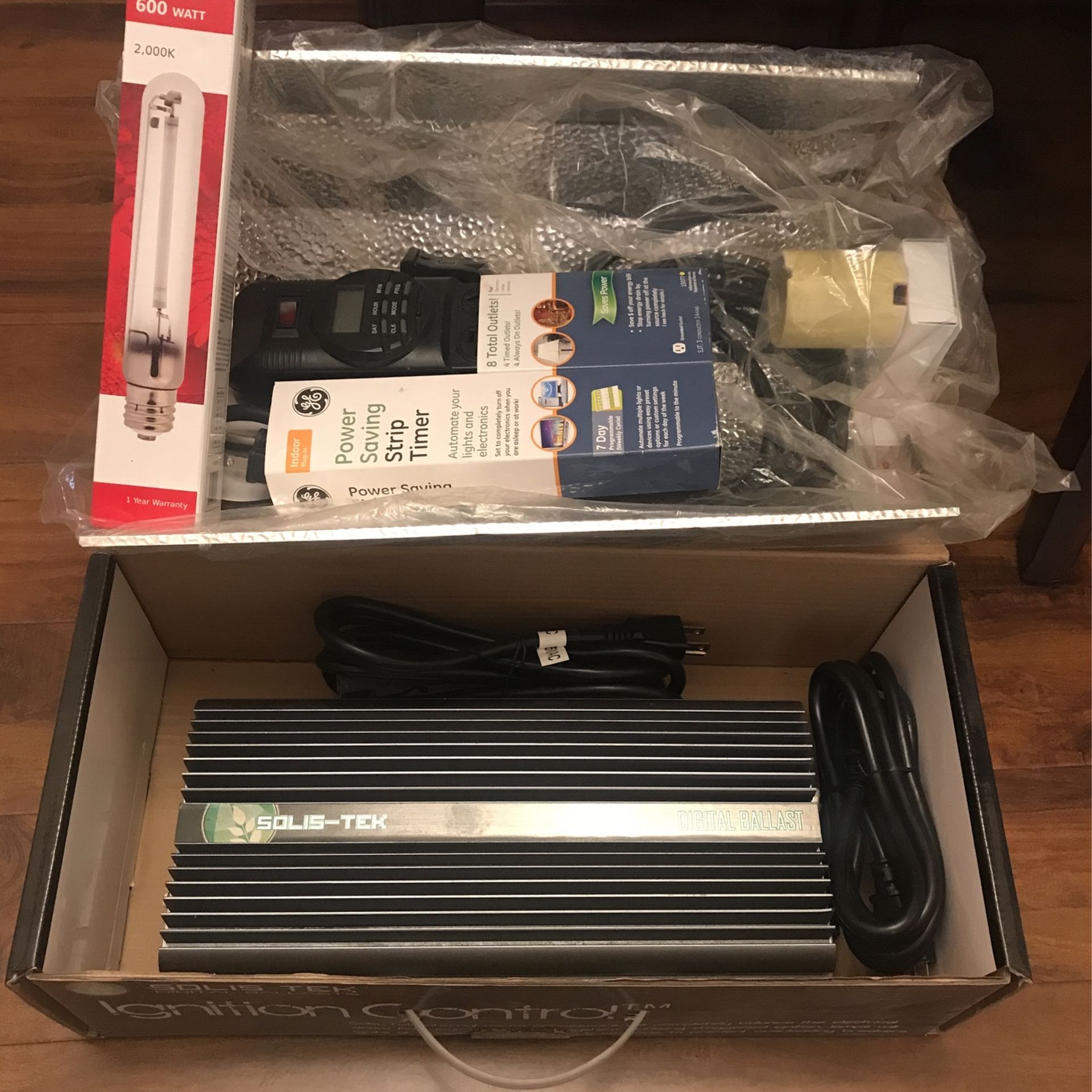 Solis Tek/genesis Light Growing System