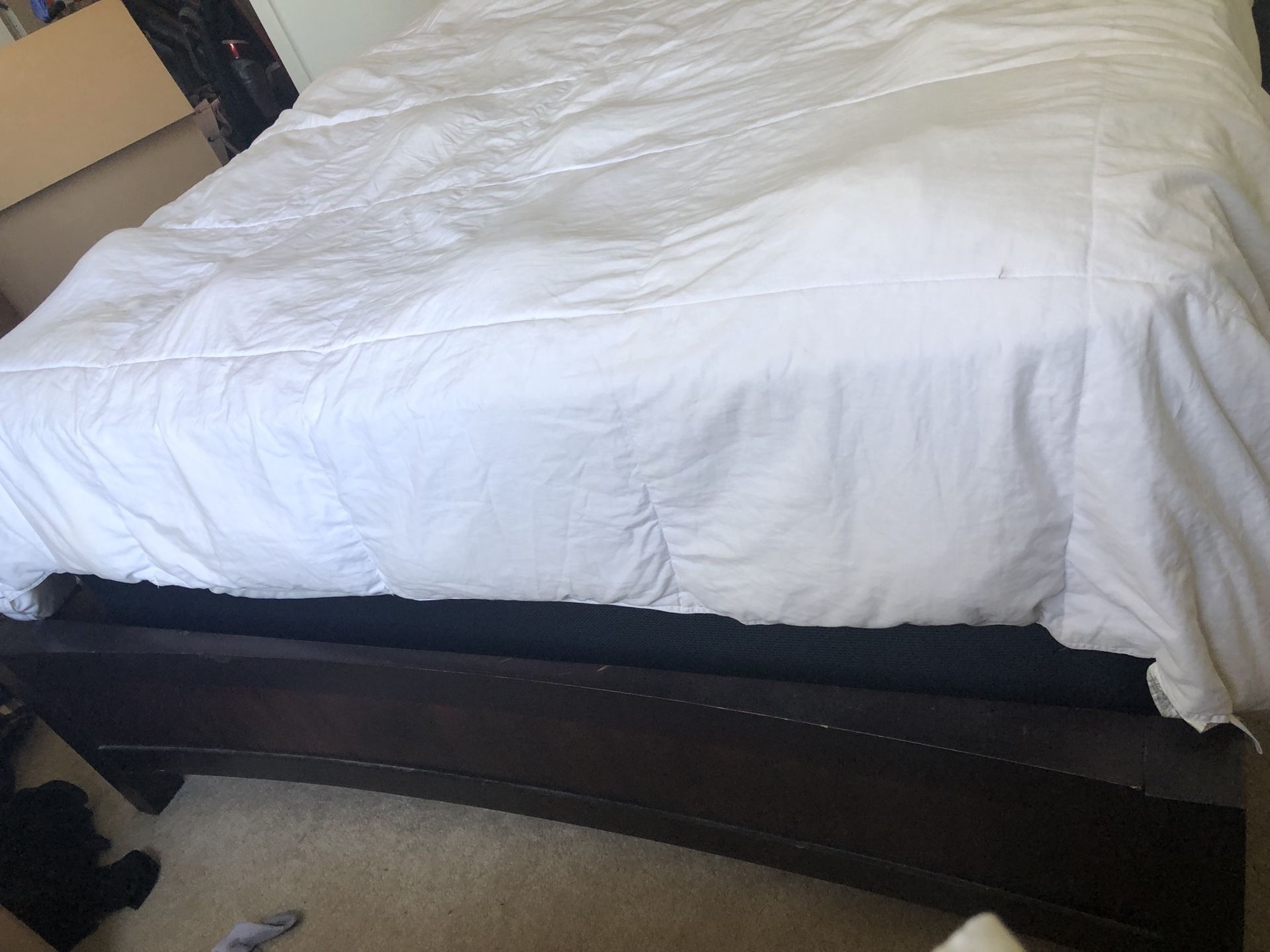 Queen size bed set with dresser and night stand! Used condition, but beautiful! I would take it with me, but am moving across country :(