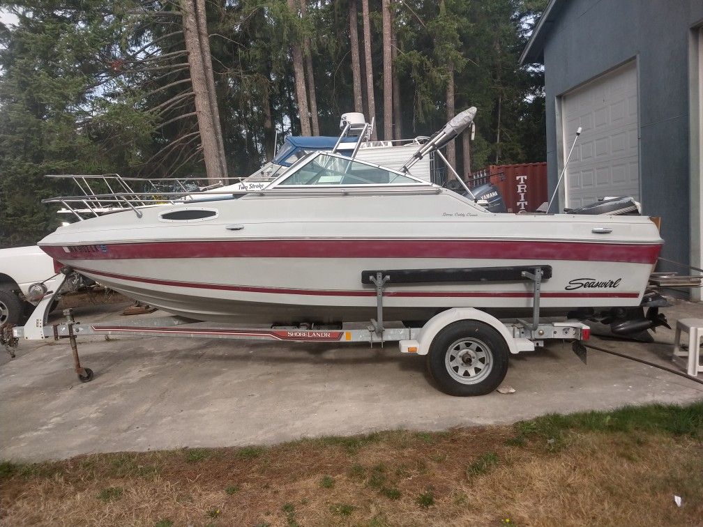 1990 Seaswirl Sierra Cuddy Classic for Sale in Puyallup, WA - OfferUp