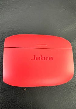 Jabra Elite Active 65t charging case