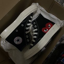CDG CONVERSE PLAY
