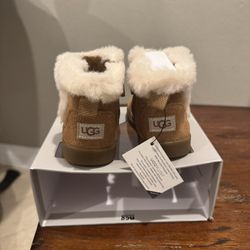 Ugg Mallya 