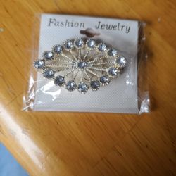 Broche 
