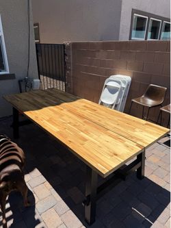 Table and 5 chairs