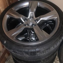 Off my 2021 super sport Camaro  245 /40z R20  Th are Goodyear Eagle we have 80 life 