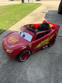 Huffy 6V Lightning McQueen Ride On