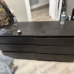Dresser Pick Up Only
