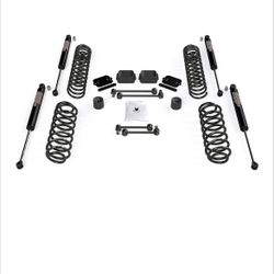 Teraflex JL 4dr: 2.5" Coil Spring Base Lift Kit & 9550 VSS Twin-Tube Shocks 