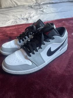 Jordan 1 Light Smoke Grey