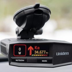 Uniden R8W (New, Open Box)