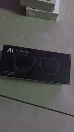 AI Smart Glasses with Hands-Free Calls