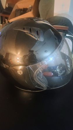 Fuel Black Motorcycle Helmet with Clear Shield – Large – Display Prop
