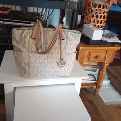 Michael Kors Vanilla Tote