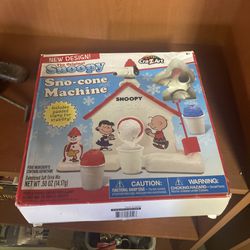 Snoopy Sno Cone Machine 