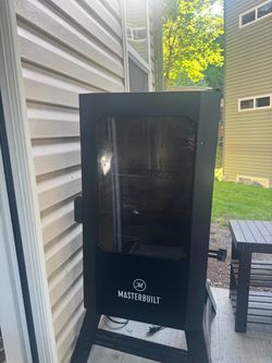 Sale Electric Smoker Master Built