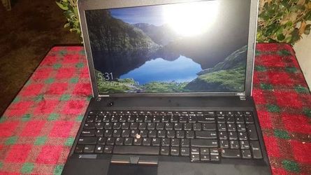 15.6" lenovo laptop-2.90ghz,6gigs,250hd, webcam, hdmi, -  (Windows 10-office 2013