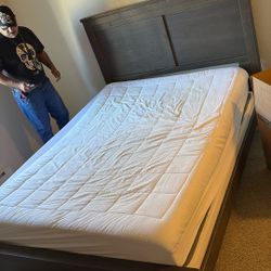 Queen Size Bed With Frame Plus Box Frame 