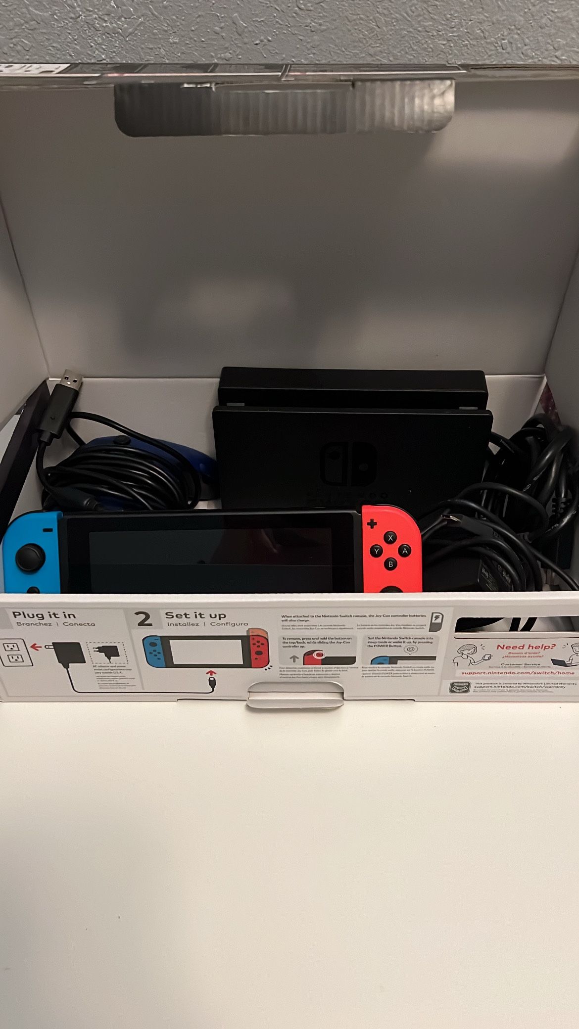 Nintendo Switch (Slightly Used) + 1 Game