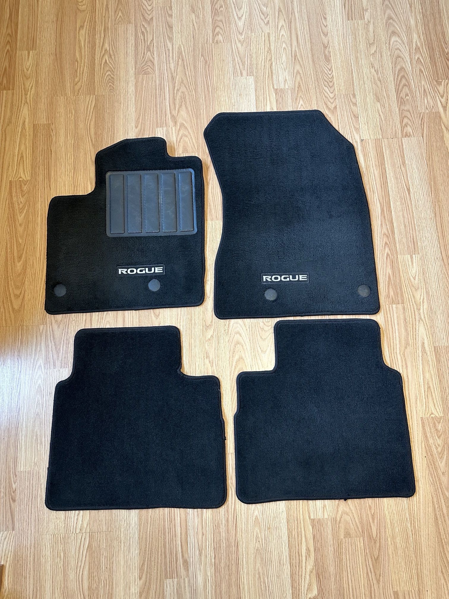 Nissan Rogue 2021 Floor Mats