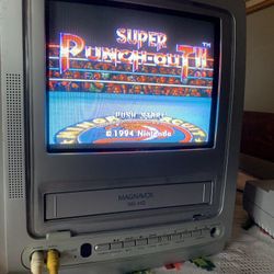 Magnavox 9inch CRT Mini Tv 