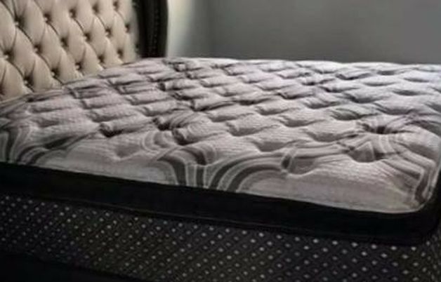 Luxury NEW King Pillowtop Mattress