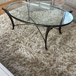 Oval Coffee/Cocktail Table