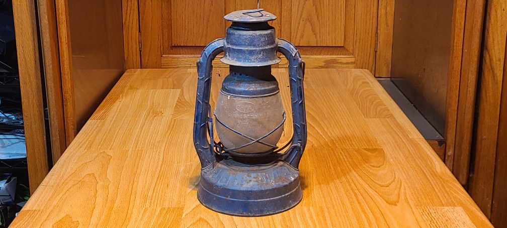 Made In America Antique Oil Lamp