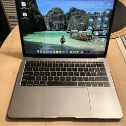 2017 MacBook Pro – Fully Functional – Battery Needs Service