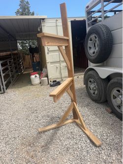 Horse saddle holder