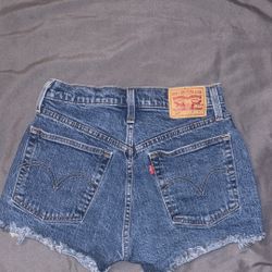 Levi’s Shorts 