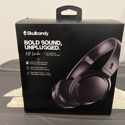 over Ear, Bluetooth, Headphones By Skullcandy Wireless Over ear, Bluetooth, headphones by Skullcandy wireless