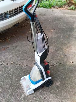 Shampoo carpet cleaner