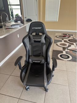 GTRACING Gaming Chair With Speakers